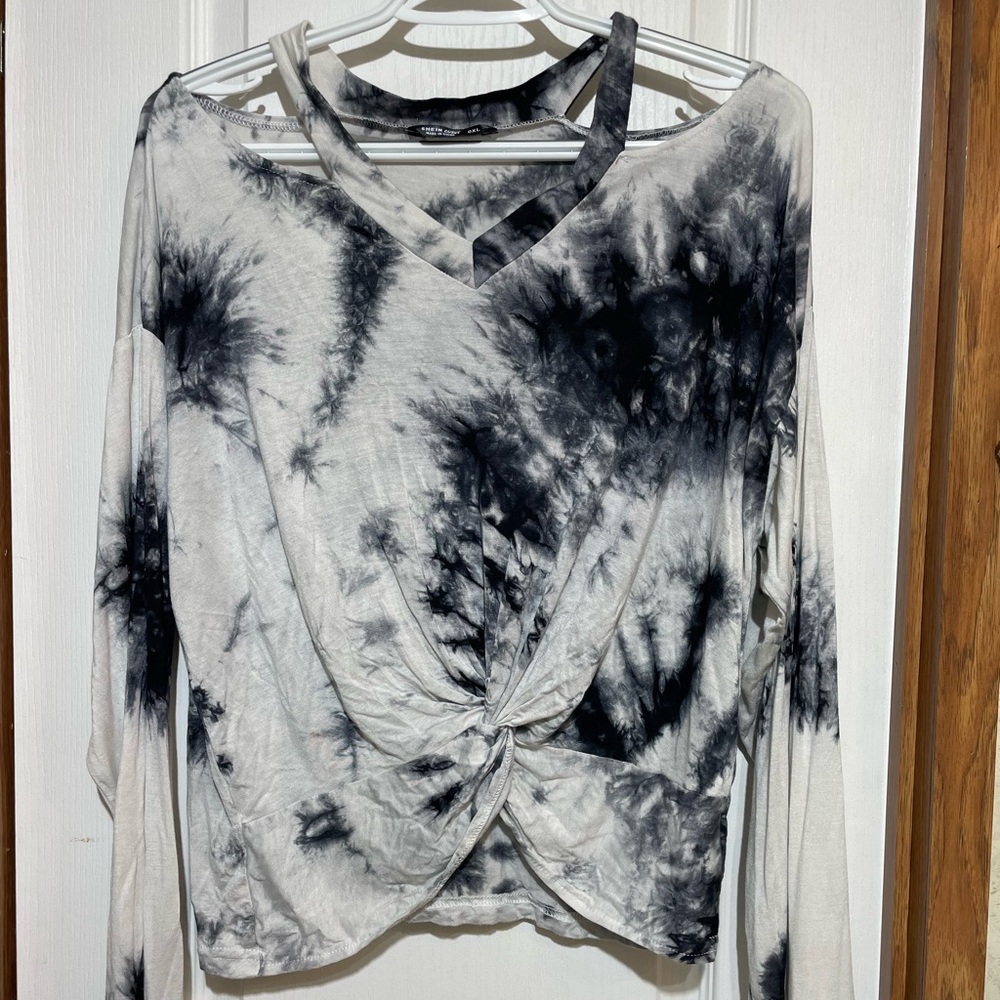 Shein long sleeve. Plus XL